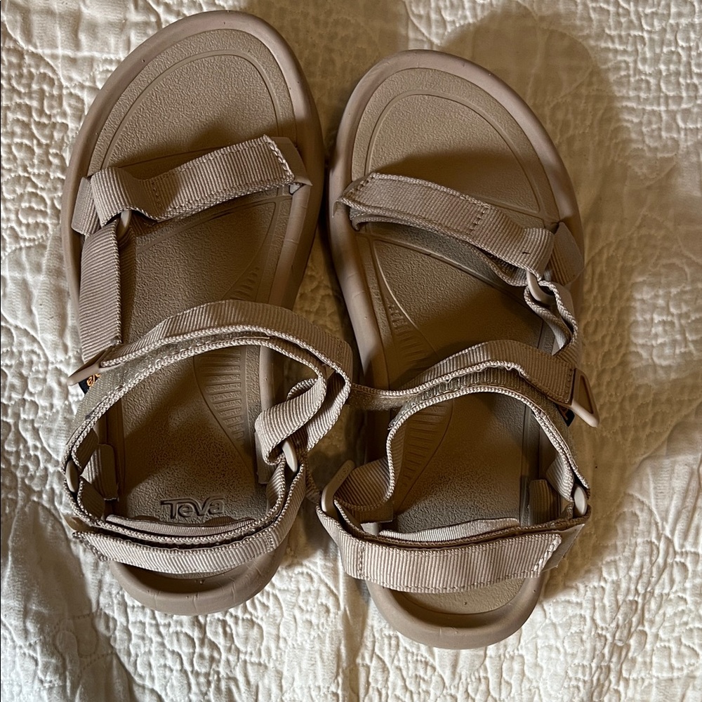 Teva Beige Hurricane Sandals